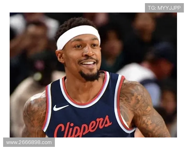 比尔状态低迷半场仅得两分球队进攻受阻难有起色正负值成最大隐患